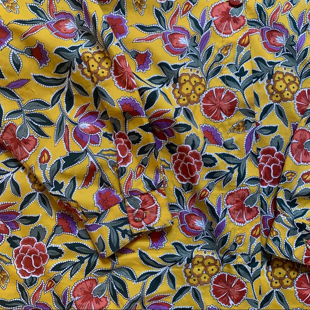 Beautiful patterned long sleeve - Picture 7 of 8